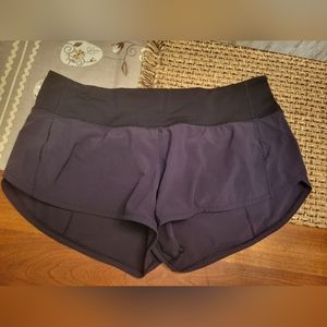 Lululemon 2.5 Speed up shorts